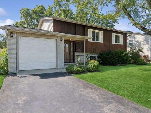 731 Nolan Avenue , Glendale Heights, IL 60139