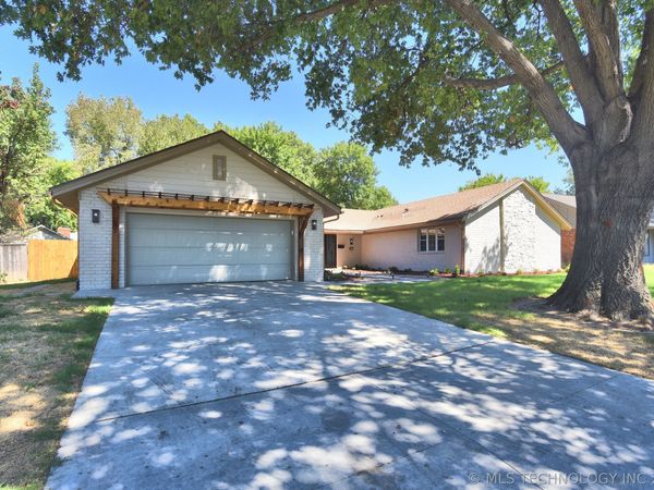 6213 E 49th Street, Tulsa, OK 74135