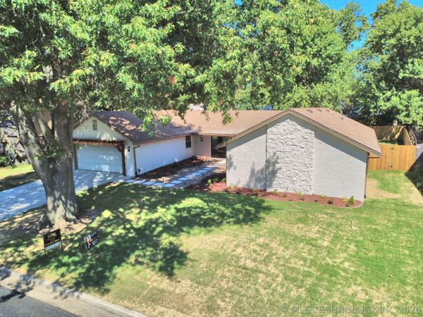 6213 E 49th Street, Tulsa, OK 74135