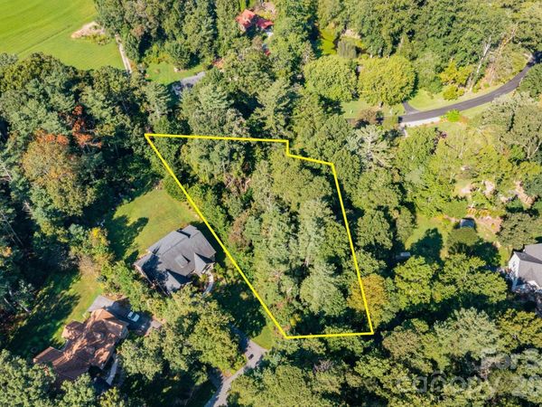 246 Classic Oaks Circle , Hendersonville, NC 28792