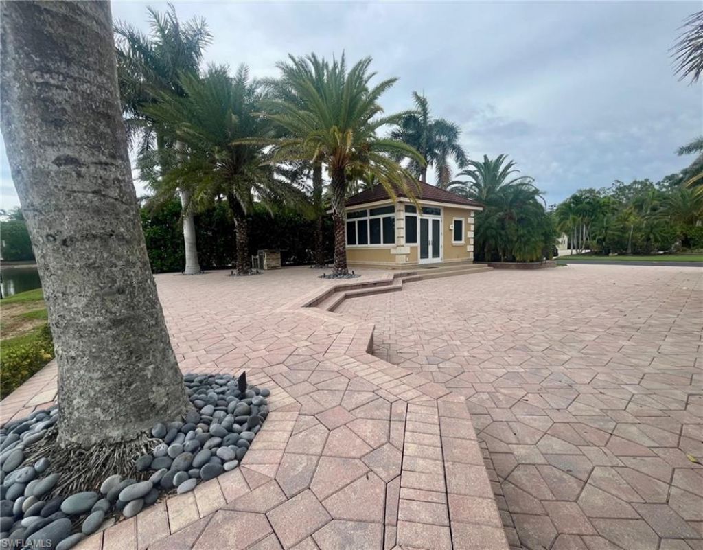 4931 Coach Ln , Naples, FL 34114 Photo