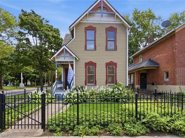 3801 Bridge Avenue , Cleveland, OH 44113