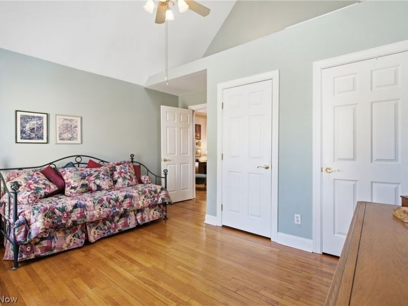 3801 Bridge Avenue, Cleveland, OH 44113 Photo 32
