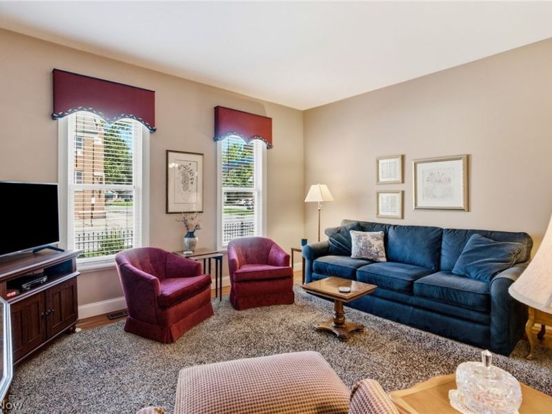 3801 Bridge Avenue, Cleveland, OH 44113 Photo 8
