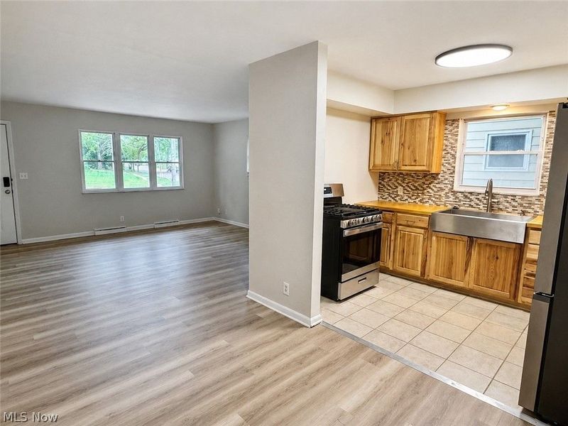 1273 Barcelona Drive, Akron, OH 44313 Photo 13