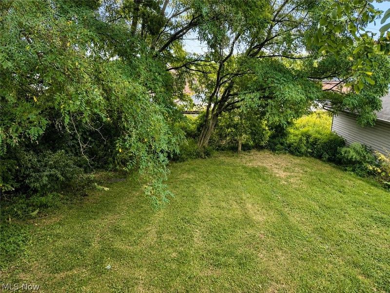 1273 Barcelona Drive, Akron, OH 44313 Photo 4