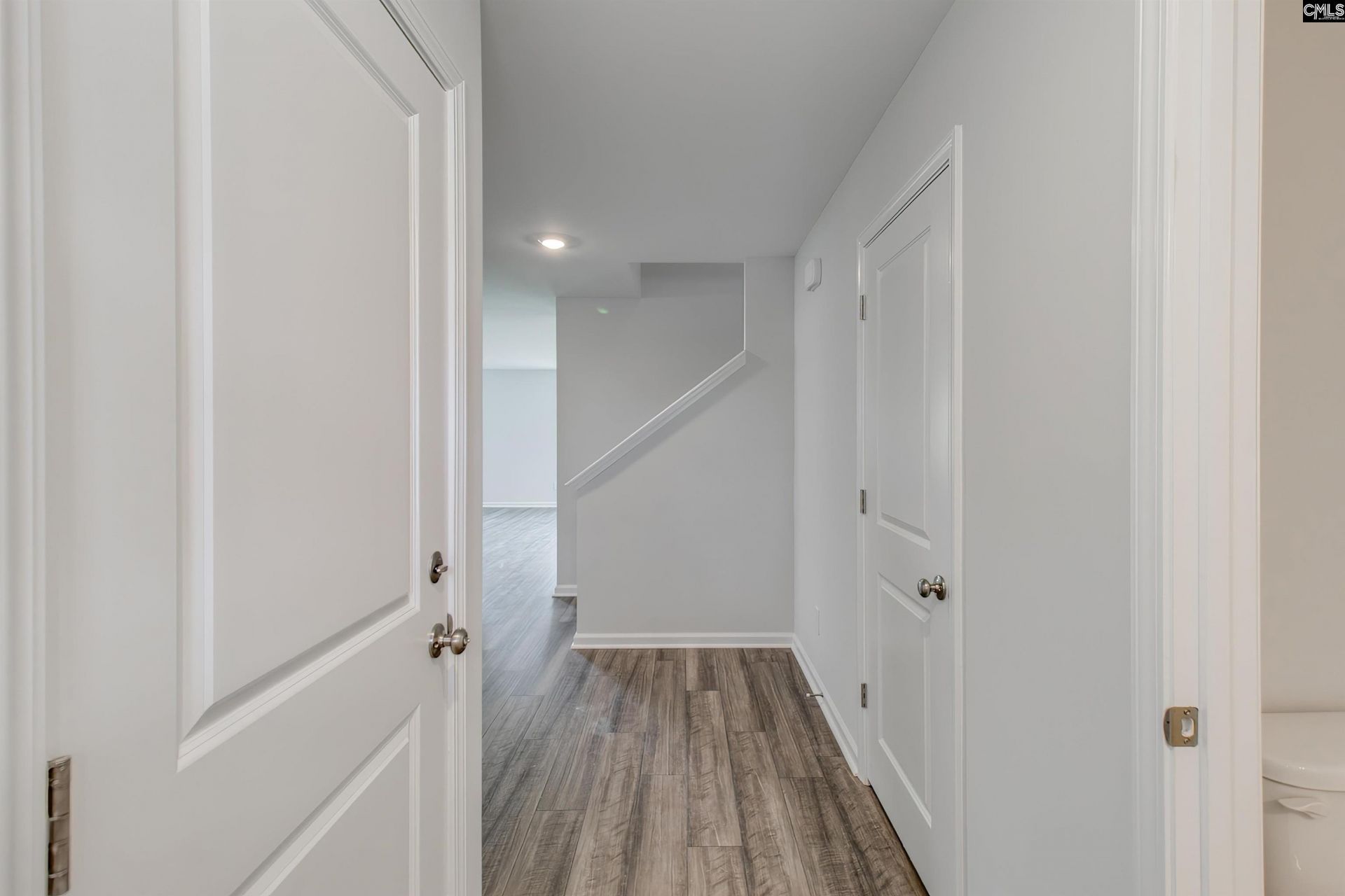 3127 Hallsdale Drive  Photo 5
