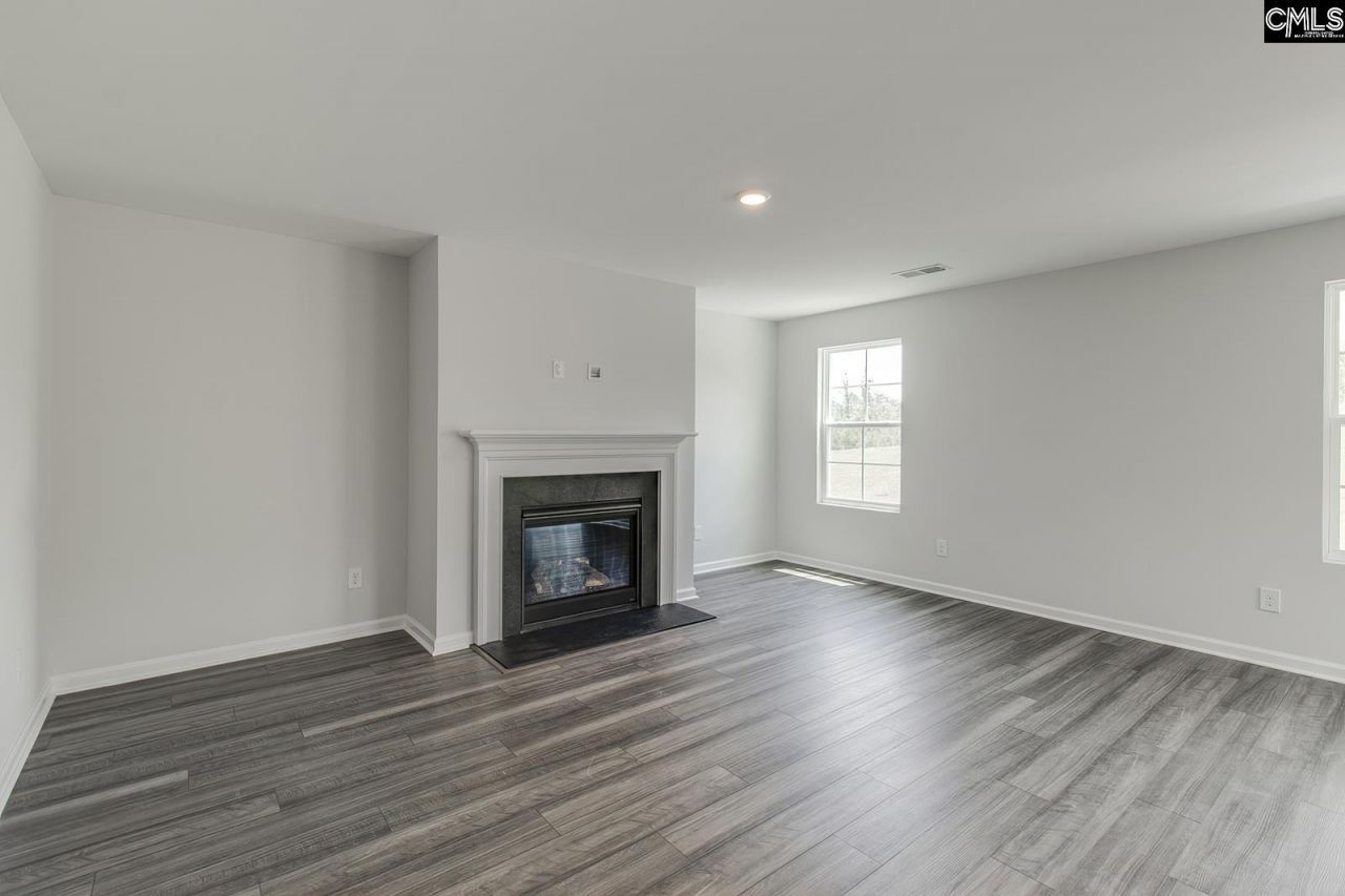 3127 Hallsdale Drive  Photo 9