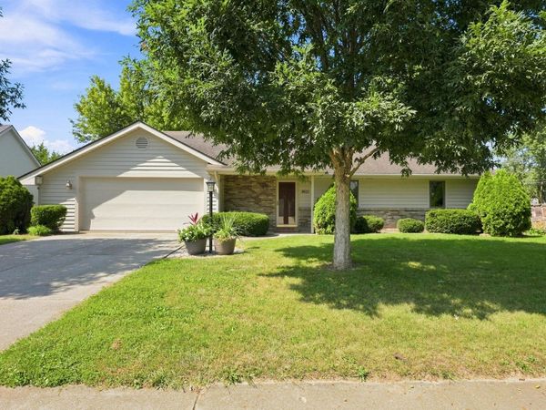 3021 Sandarac Lane, Fort Wayne, IN 46815