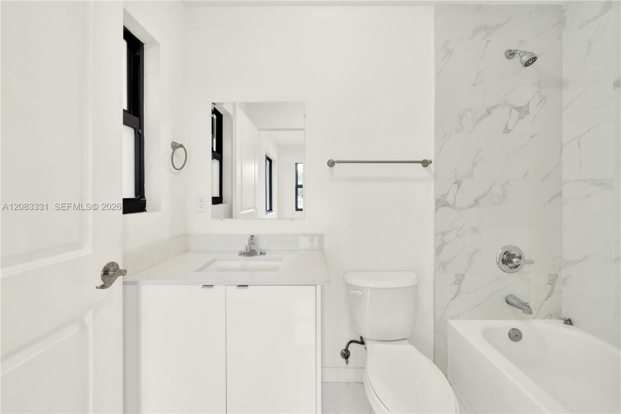 5220 NW 24th Ave, Unit 5220, Miami, FL 33142 Photo