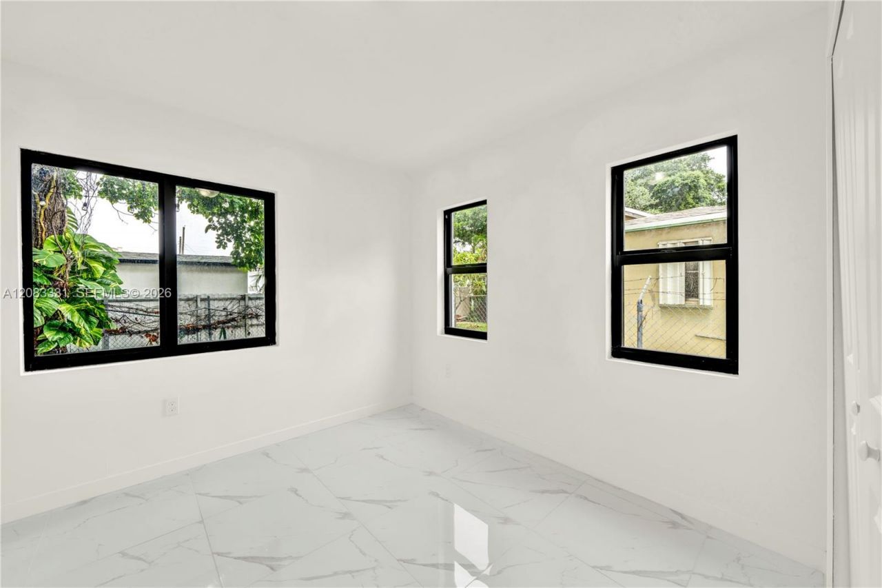 5220 NW 24th Ave, Unit 5220, Miami, FL 33142 Photo