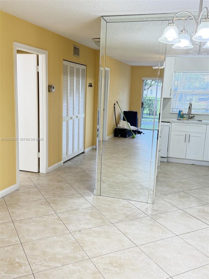 9949 Sandalfoot Blvd , Unit 514, Boca Raton, FL 33428 Photo