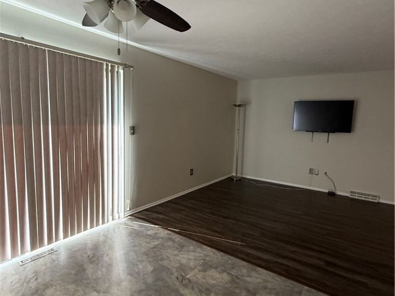 7569 Creekwood Drive, Unit 21D, North Royalton, OH 44133 Photo 14