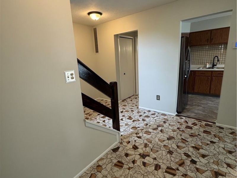 7569 Creekwood Drive, Unit 21D, North Royalton, OH 44133 Photo 6
