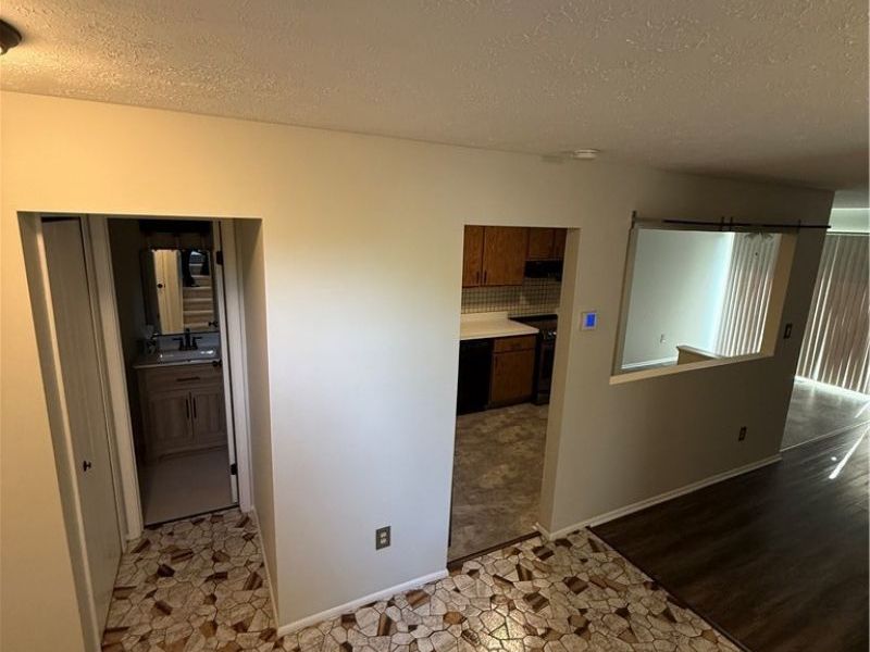 7569 Creekwood Drive, Unit 21D, North Royalton, OH 44133 Photo 9