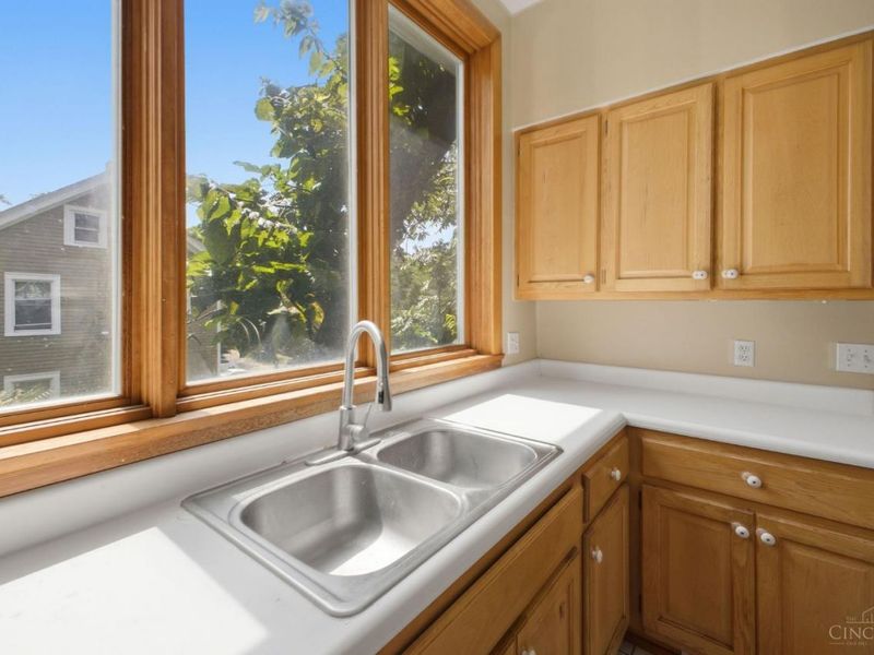 3009 Marshall Avenue, Cincinnati, OH 45220 Photo 14