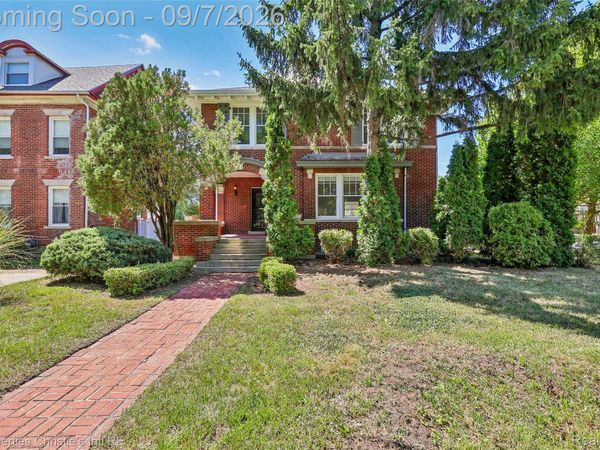 8177 La Salle Boulevard, Detroit, Mi 48206