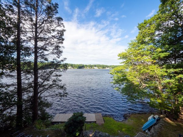 17 Lakeview Drive, Unit 1, Leicester, MA 01524