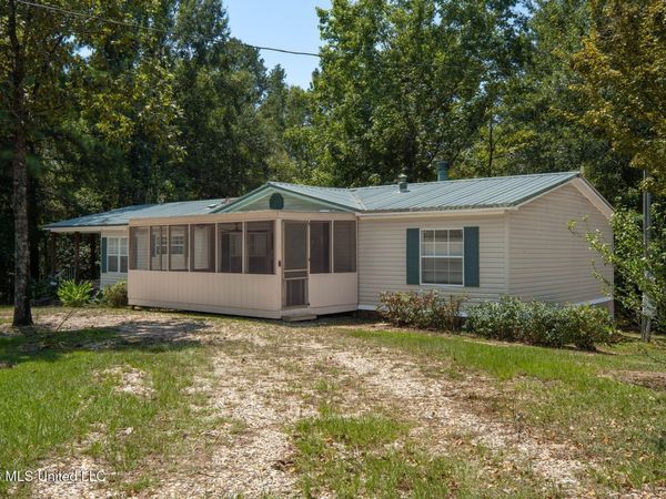 51 Rock Road, Hattiesburg, MS 39401