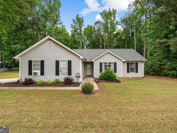 185 Hayward Bishop Way, Senoia, GA 30276