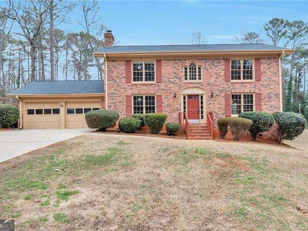 1306 Arlene Court SW, Lilburn, GA 30047