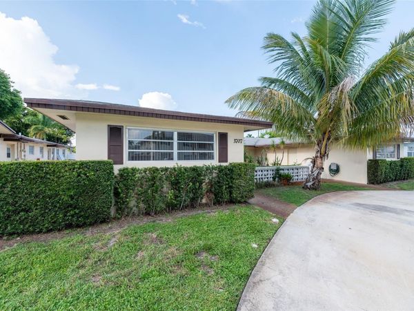 3707 Polk Street, Hollywood, FL 33021