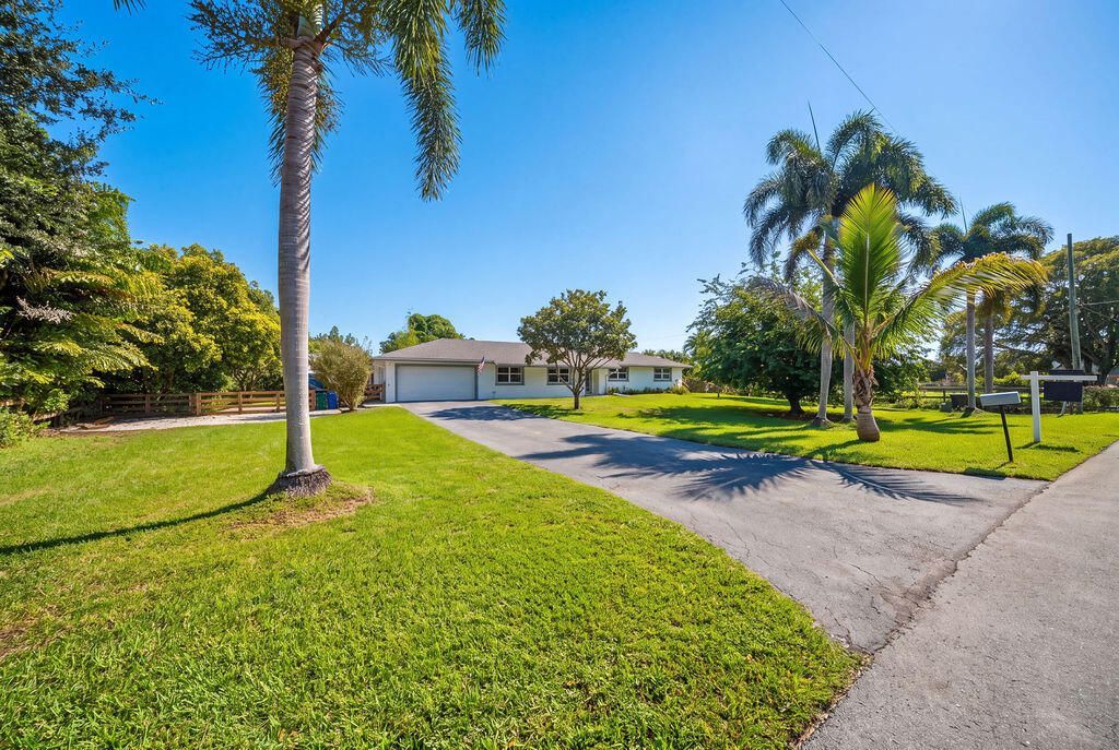 4910 SW 205th Avenue, Southwest Ranches, FL 33332 Photo