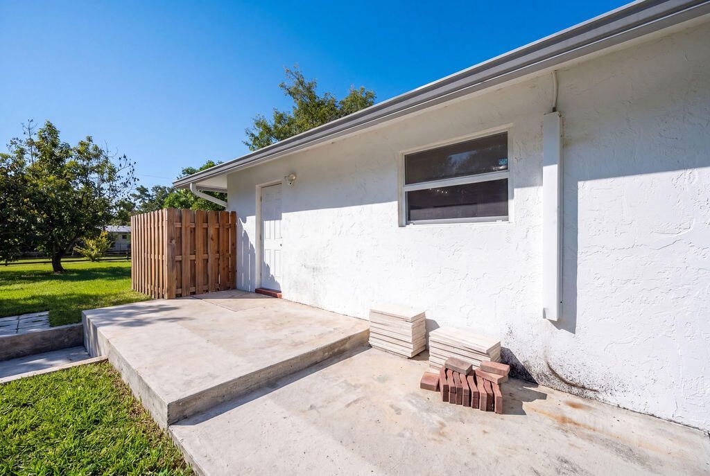 4910 SW 205th Avenue, Southwest Ranches, FL 33332 Photo
