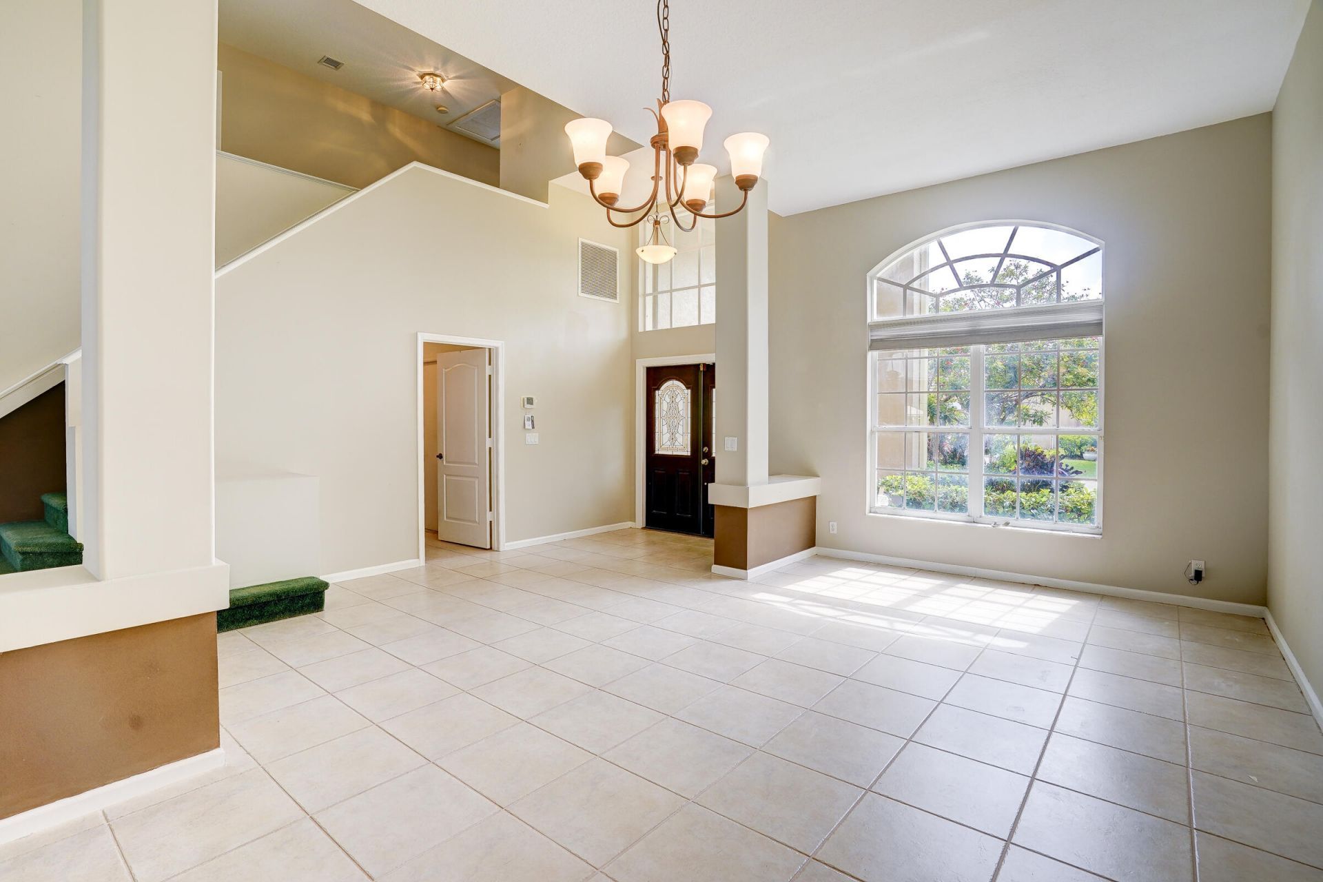 1117 Avondale Court, West Palm Beach, FL 33409 Photo