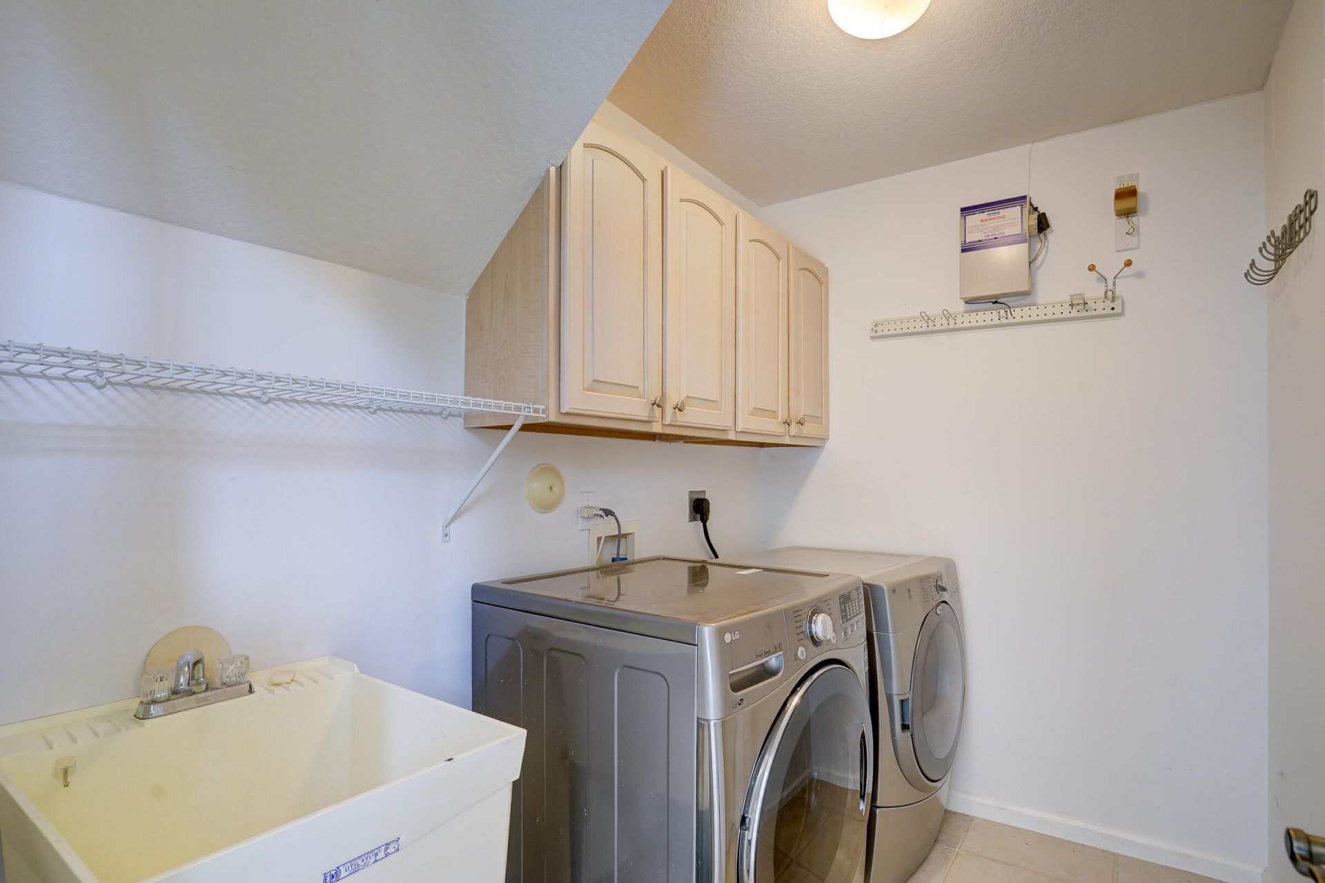 1117 Avondale Court, West Palm Beach, FL 33409 Photo
