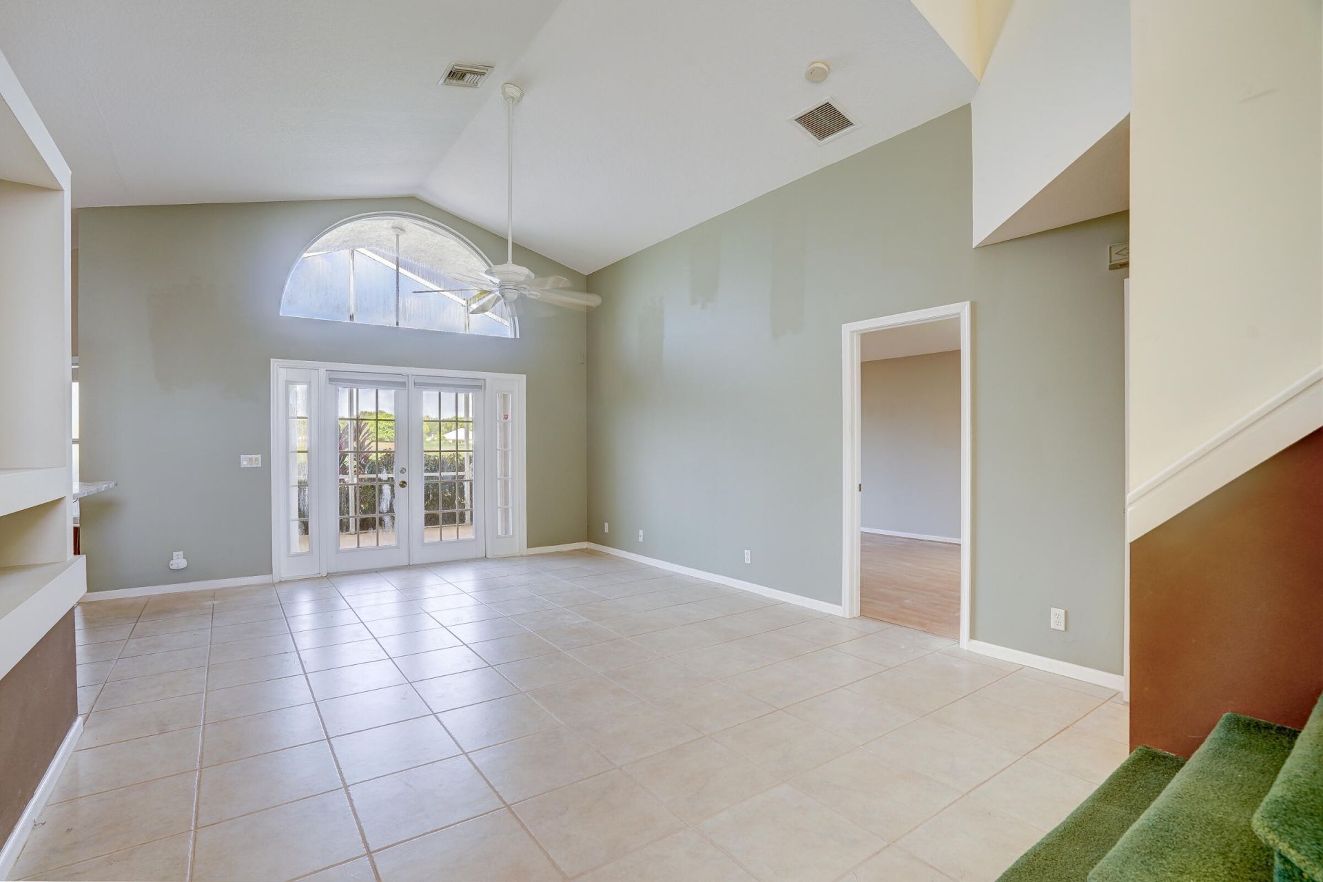 1117 Avondale Court, West Palm Beach, FL 33409 Photo