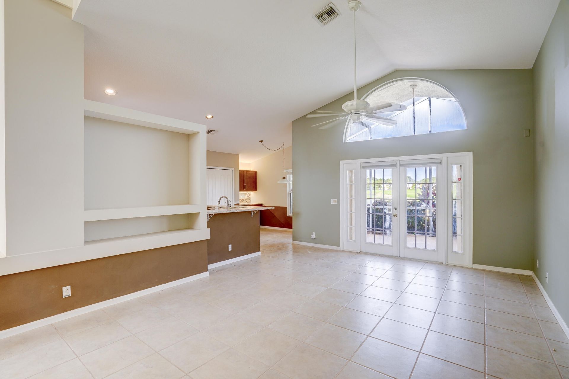 1117 Avondale Court, West Palm Beach, FL 33409 Photo