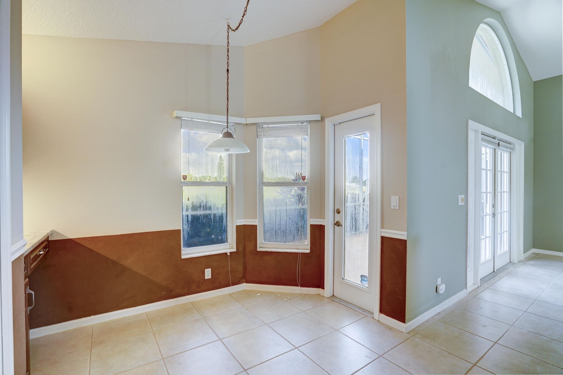 1117 Avondale Court, West Palm Beach, FL 33409 Photo