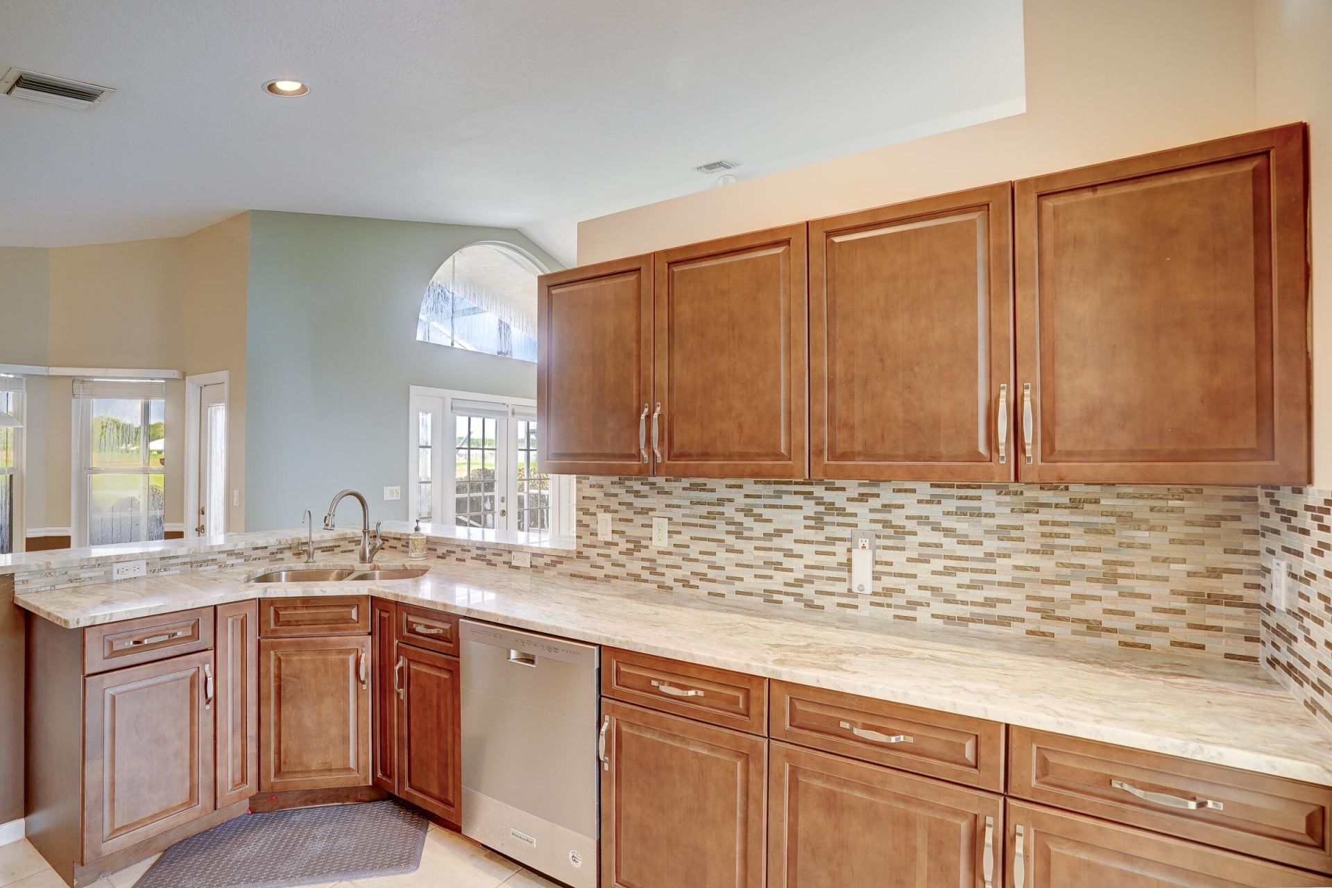 1117 Avondale Court, West Palm Beach, FL 33409 Photo