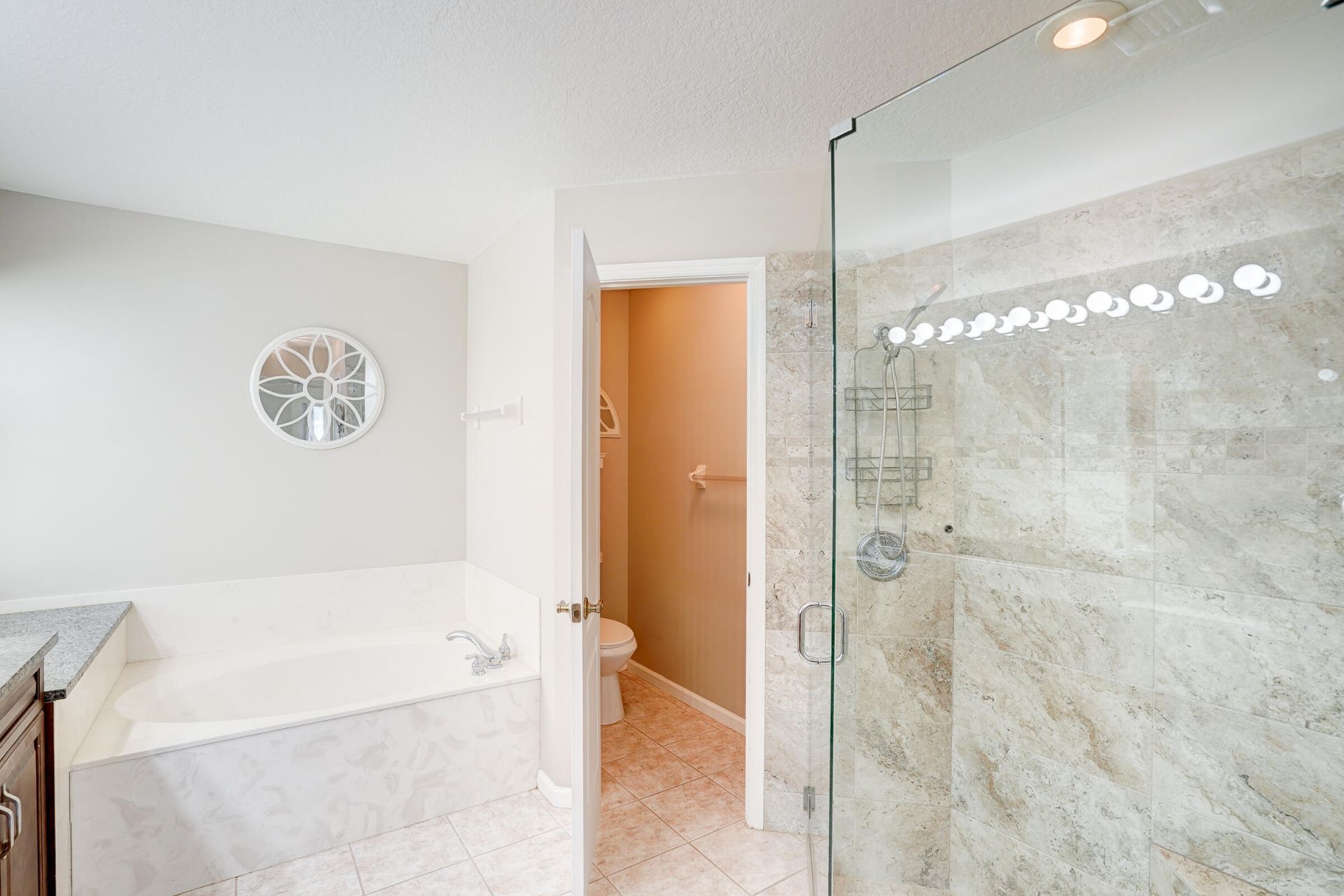1117 Avondale Court, West Palm Beach, FL 33409 Photo