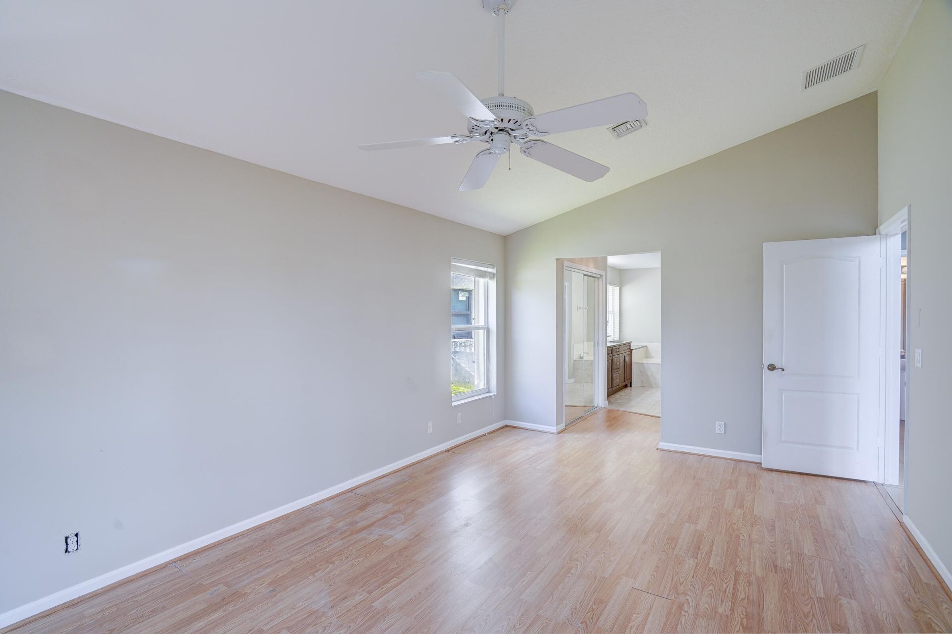 1117 Avondale Court, West Palm Beach, FL 33409 Photo