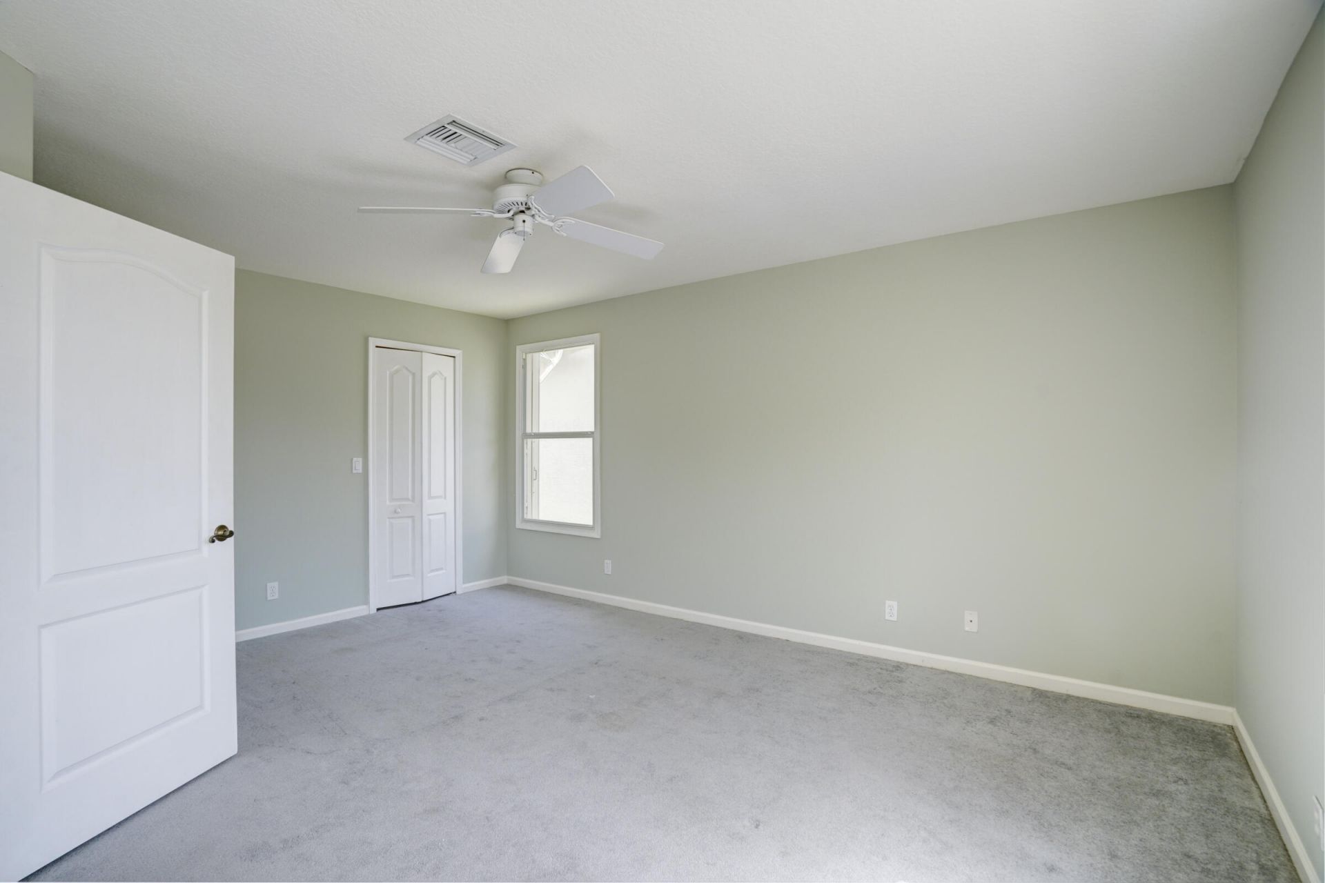 1117 Avondale Court, West Palm Beach, FL 33409 Photo