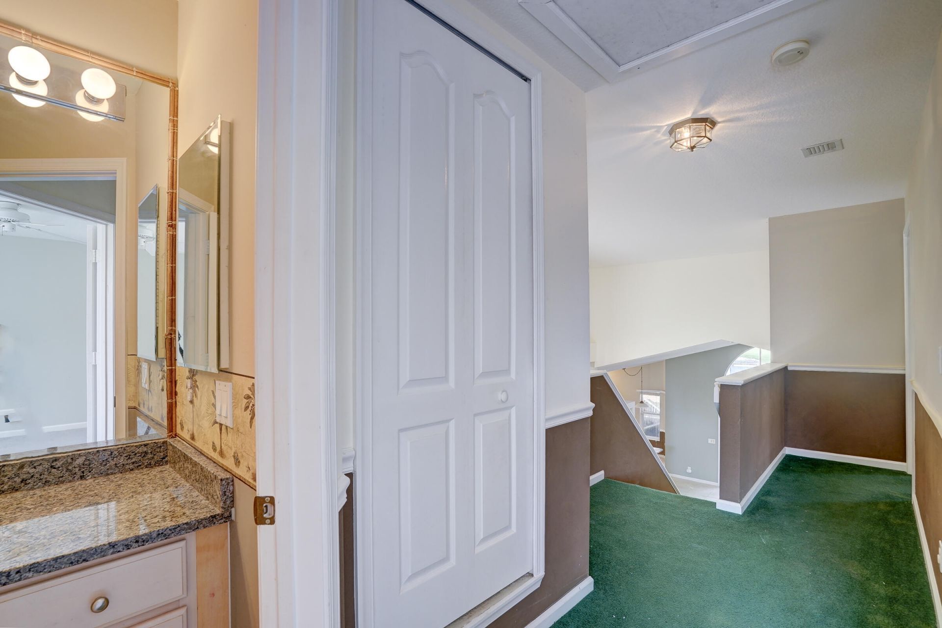 1117 Avondale Court, West Palm Beach, FL 33409 Photo