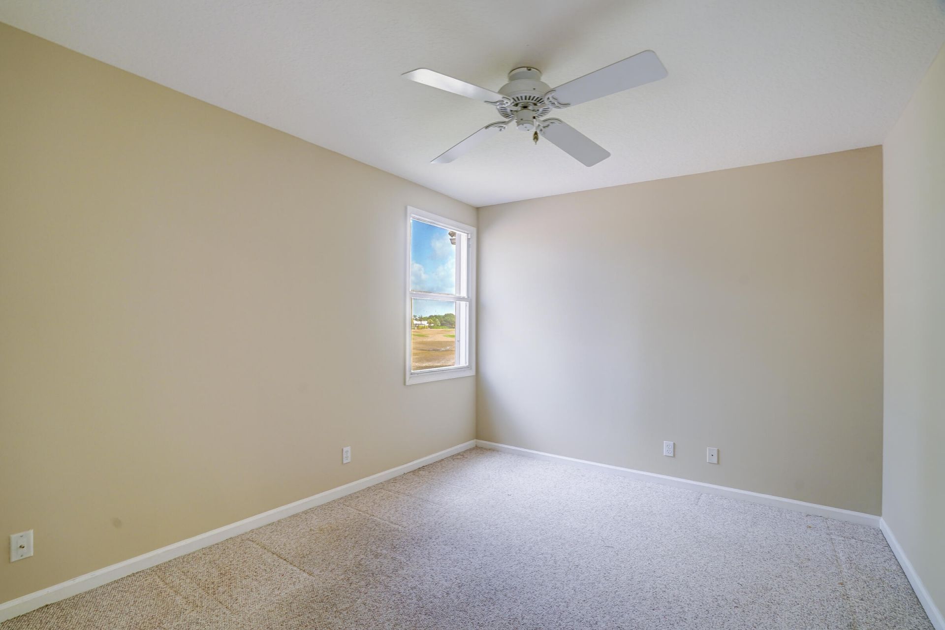 1117 Avondale Court, West Palm Beach, FL 33409 Photo