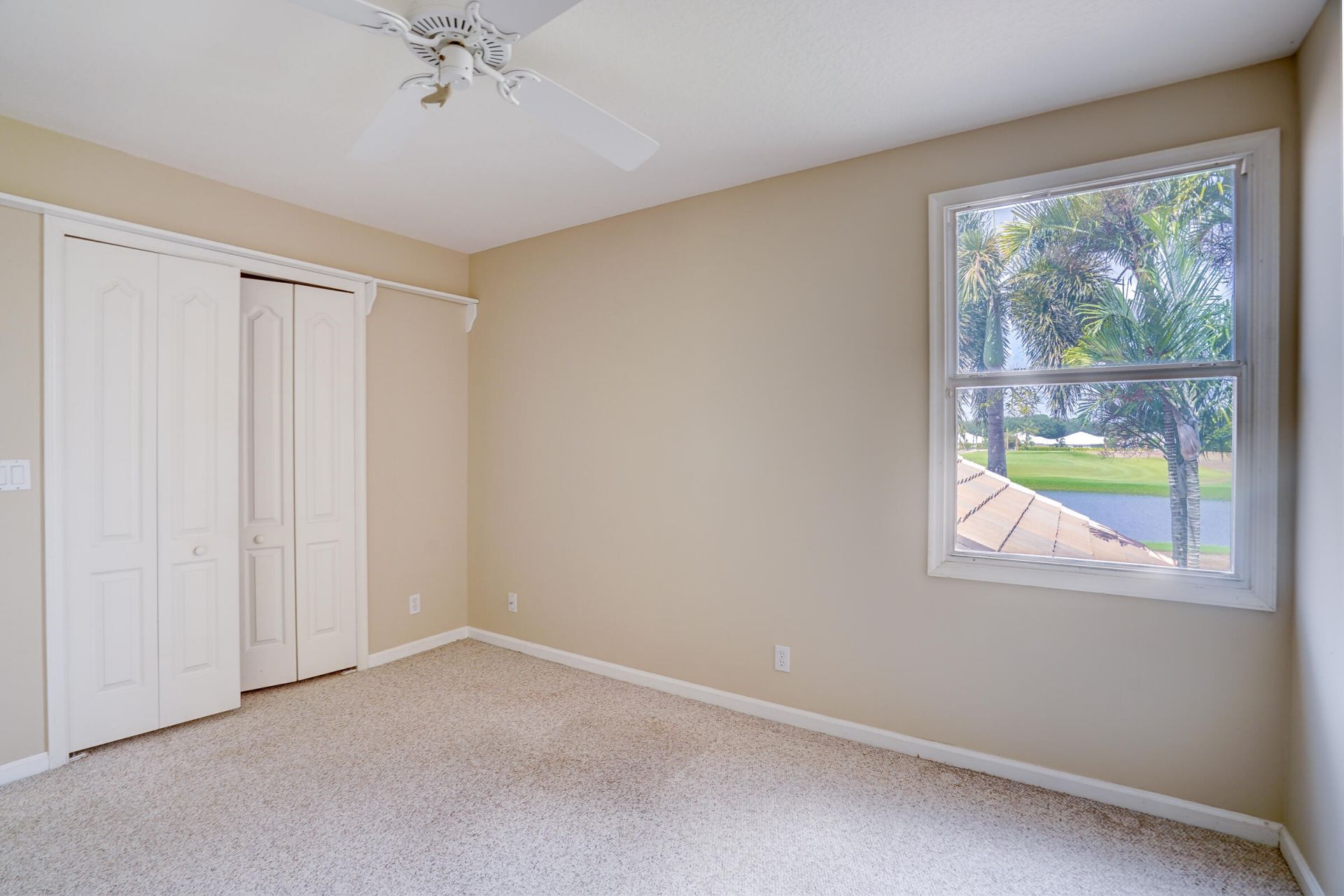 1117 Avondale Court, West Palm Beach, FL 33409 Photo
