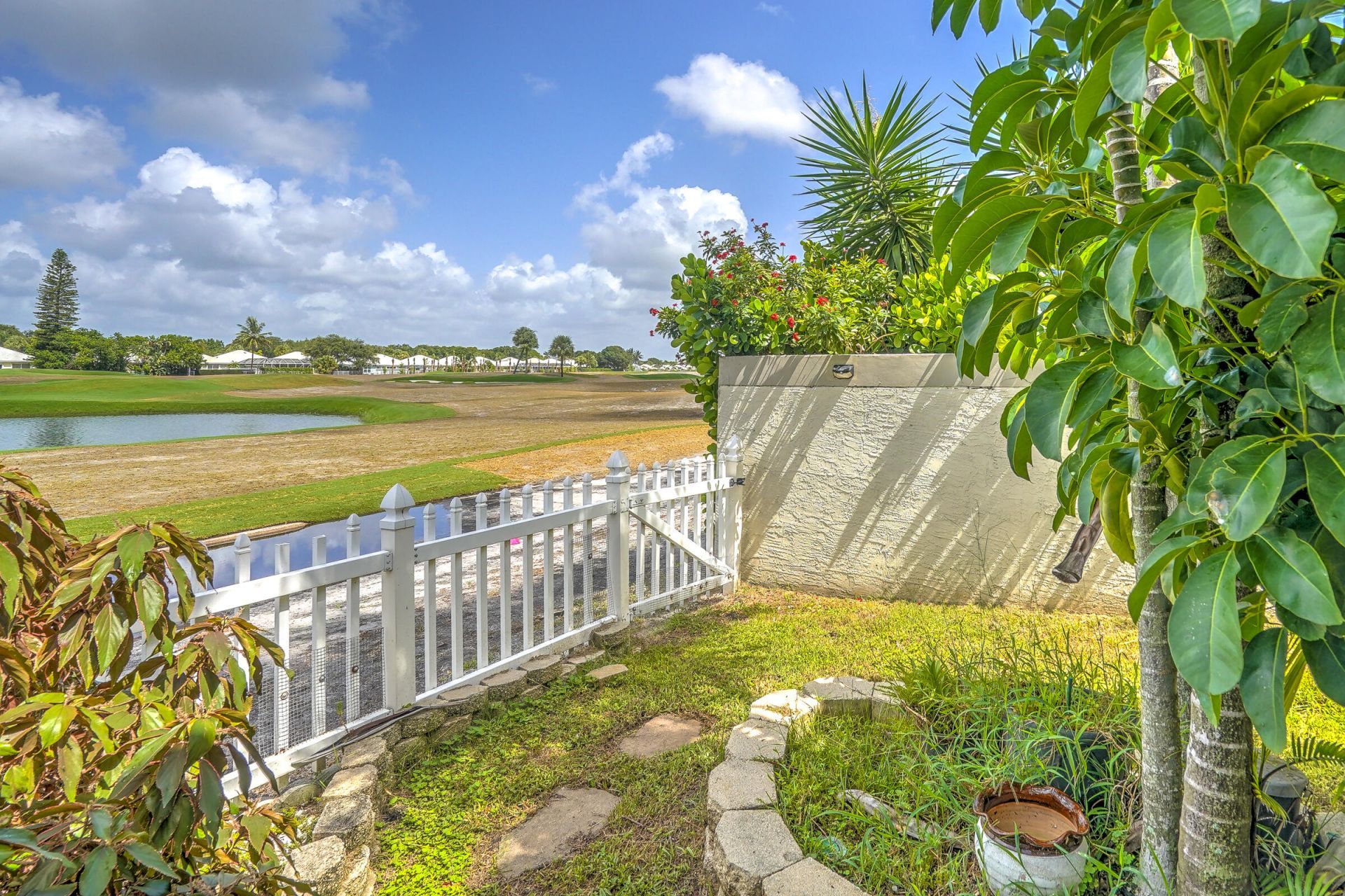 1117 Avondale Court, West Palm Beach, FL 33409 Photo