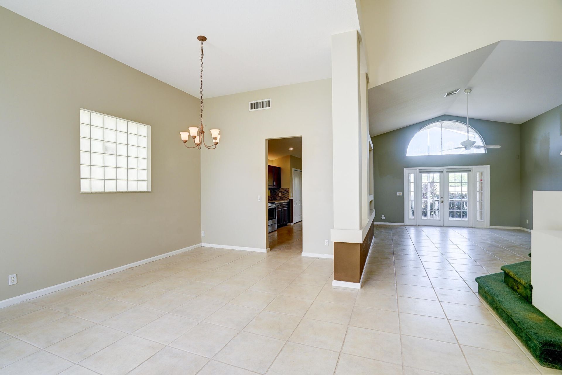 1117 Avondale Court, West Palm Beach, FL 33409 Photo