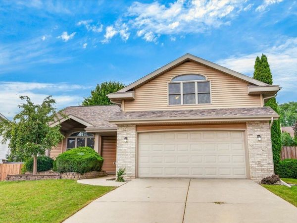 3522 Field Crest Way, Madison, WI 53719