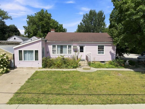 918 W 1st Street, Sumner, IA 50674