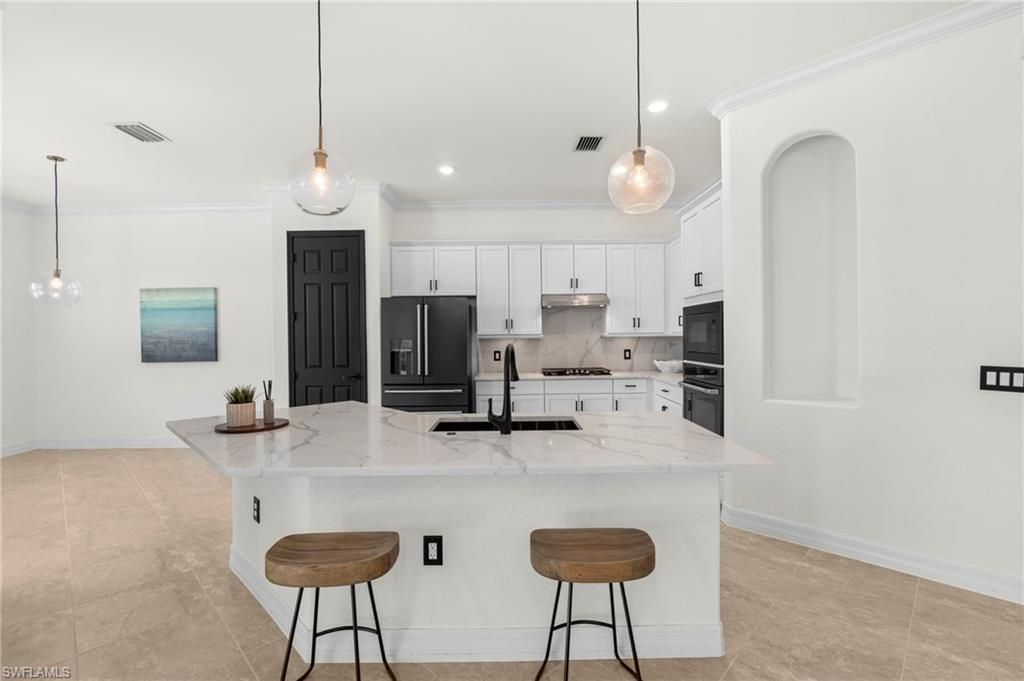 2067 Antigua Ln , Naples, FL 34120 Photo