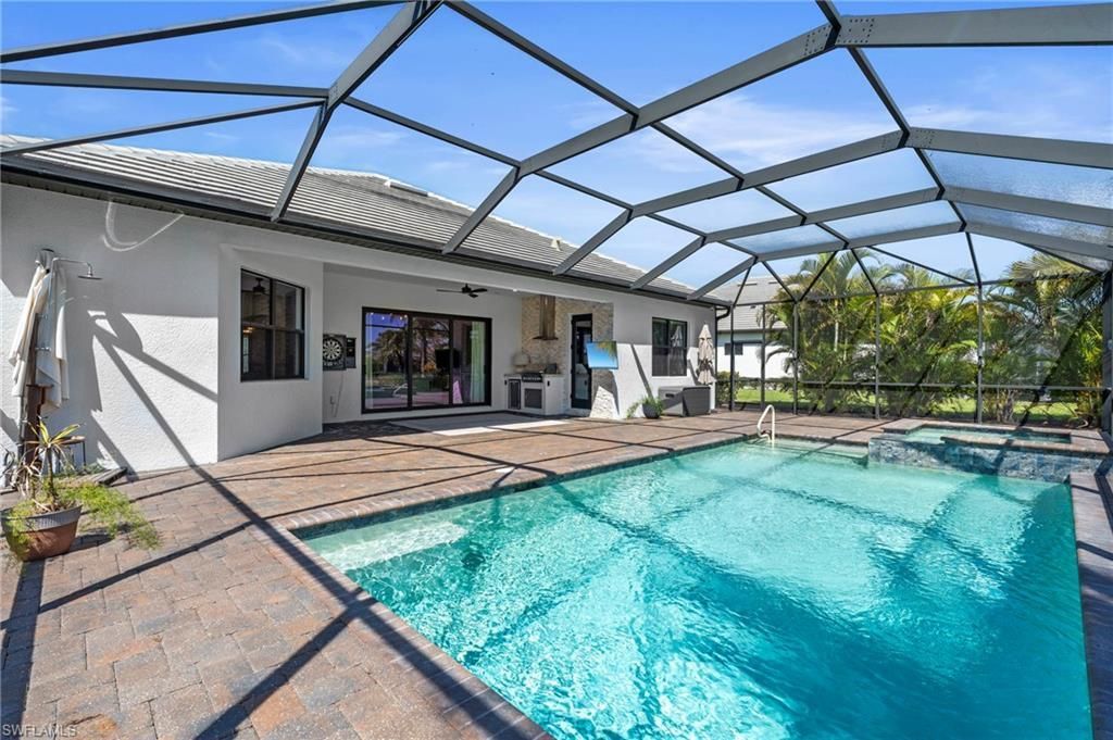 2067 Antigua Ln , Naples, FL 34120 Photo