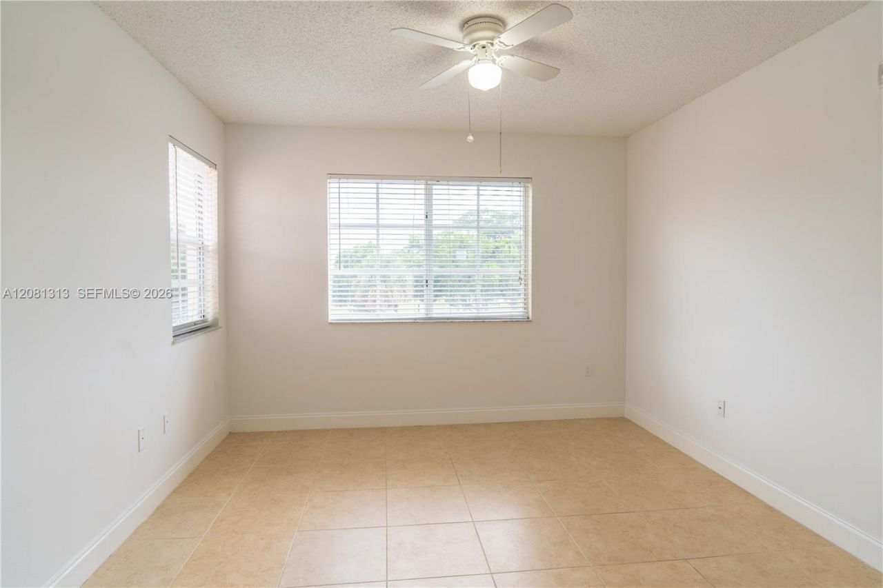 7920 N Nob Hill Rd , Unit 305, Tamarac, FL 33321 Photo