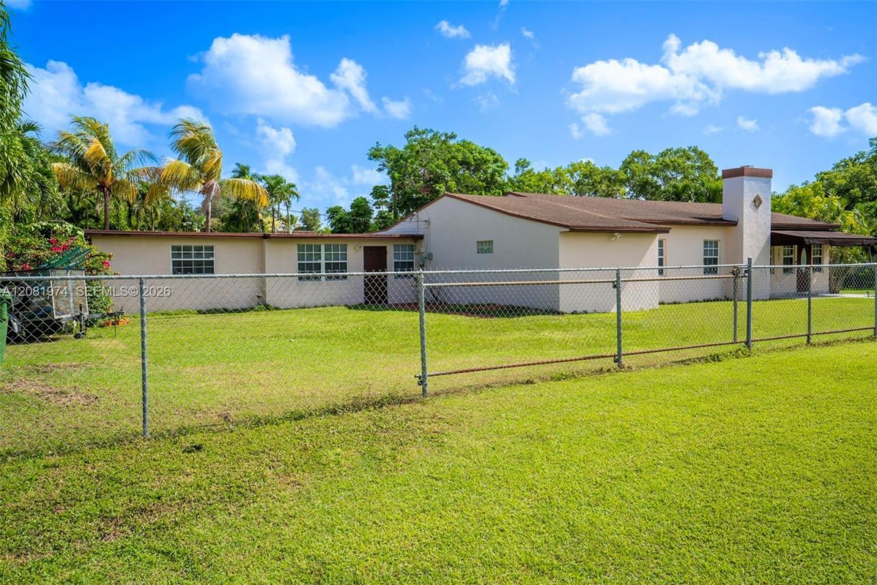 141 NE 14th St , Homestead, FL 33030 Photo