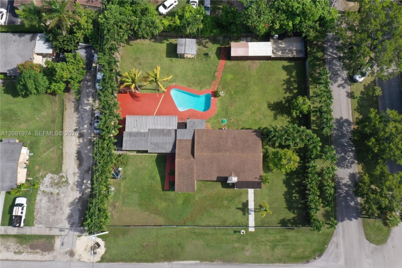 141 NE 14th St , Homestead, FL 33030 Photo