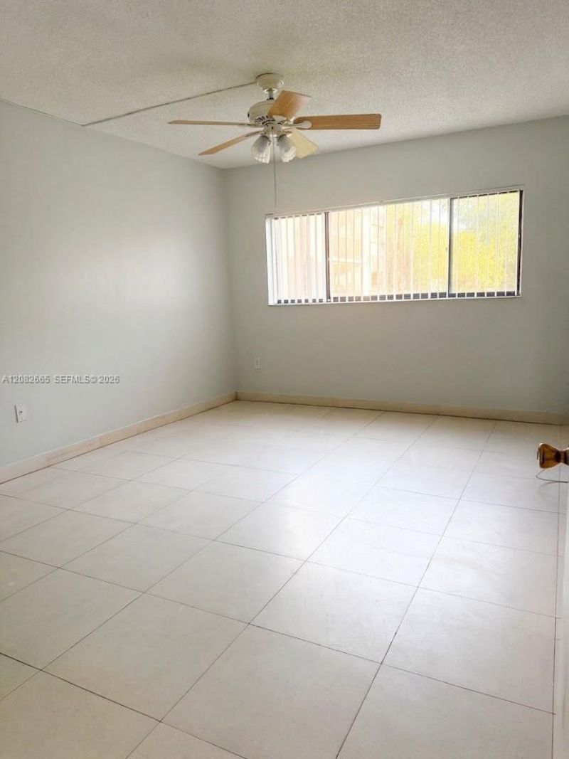 8650 SW 133rd Ave Rd , Unit 211, Miami, FL 33183 Photo